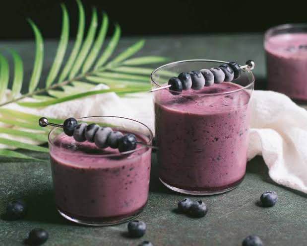 Berry Green Tea Smoothie